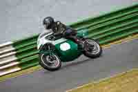 Vintage-motorcycle-club;eventdigitalimages;mallory-park;mallory-park-trackday-photographs;no-limits-trackdays;peter-wileman-photography;trackday-digital-images;trackday-photos;vmcc-festival-1000-bikes-photographs